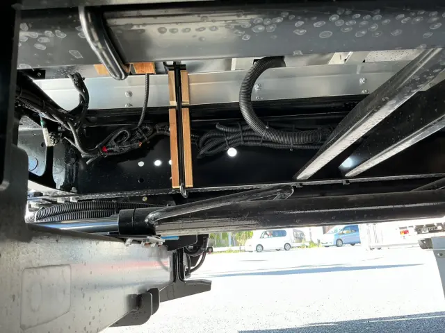 日野 レンジャー 2PG-FD2AB(2WD)の写真16