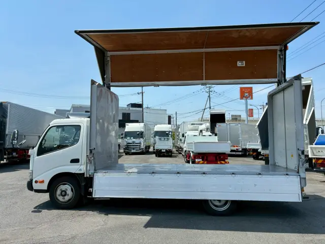 トヨタ ダイナ TPG-XZU655(2WD)の写真5