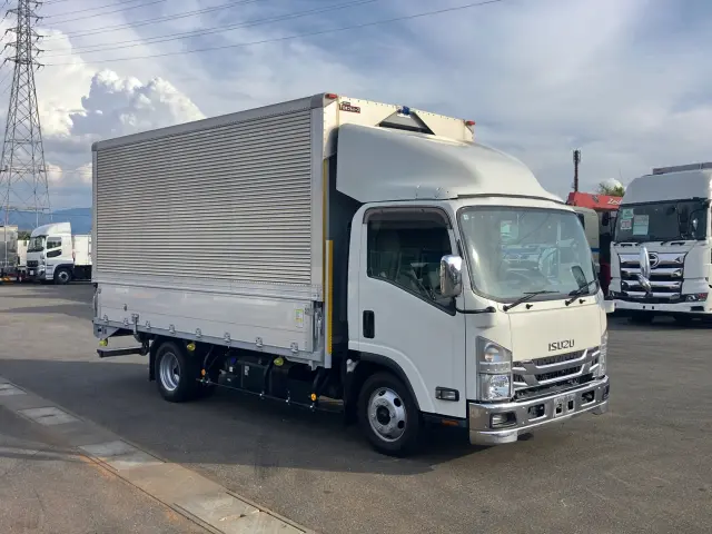 いすゞ エルフ 2RG-NPR88AN(2WD)の写真2