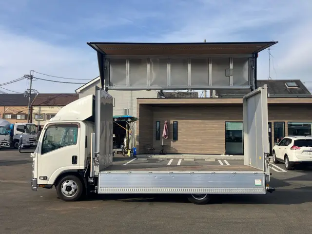 いすゞ エルフ 2RG-NPR88AN(2WD)の写真5