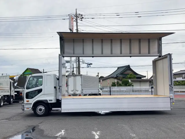 三菱 ファイター 2KG-FK65F(2WD)の写真5