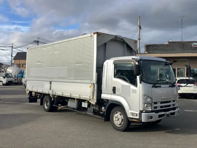 いすゞ フォワード PKG-FRR90S2(2WD)の写真2