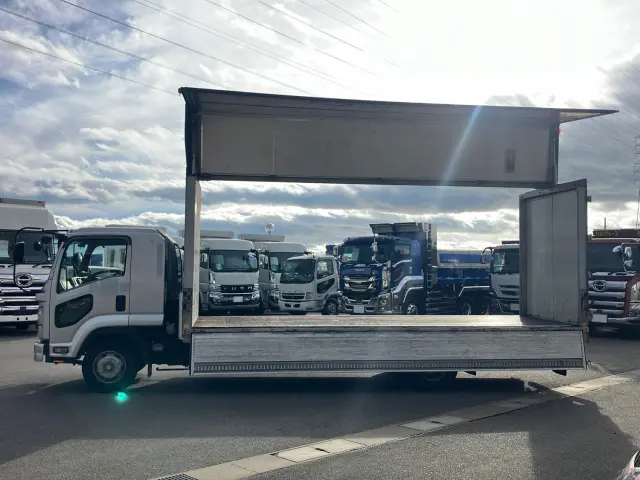 いすゞ フォワード PKG-FRR90S2(2WD)の写真5