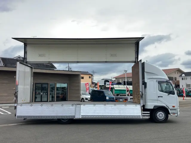 三菱 ファイター LKG-FK65FZ(2WD)の写真5