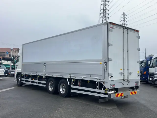 日野 プロフィア 2DG-FR1AHJ(6x2)の写真4