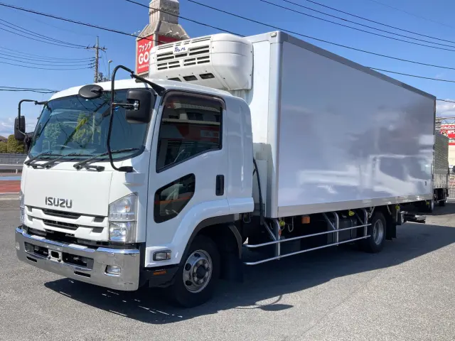 いすゞ フォワード TKG-FRR90T2(2WD)の写真1