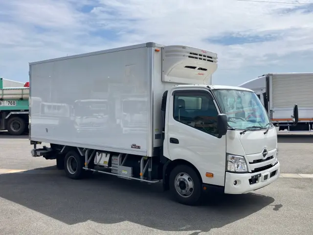 日野 デュトロ 2RG-XZU712M(2WD)の写真2