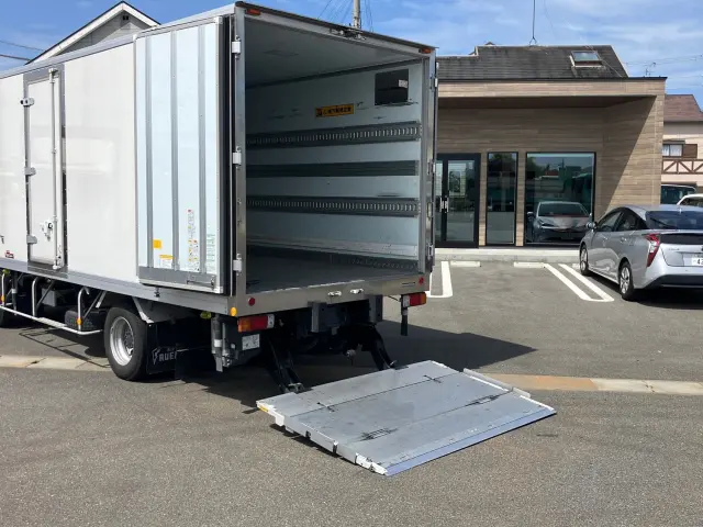 日野 デュトロ 2RG-XZU712M(2WD)の写真13