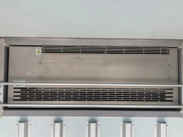 三菱 キャンター 2RG-FEAV0(2WD)の写真10