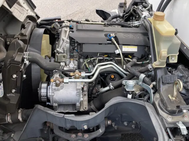 三菱 キャンター 2RG-FEAV0(2WD)の写真14