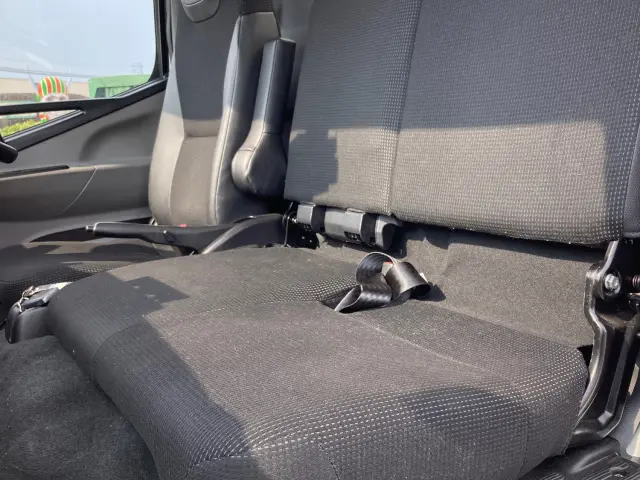 三菱 キャンター 2RG-FEAV0(2WD)の写真17