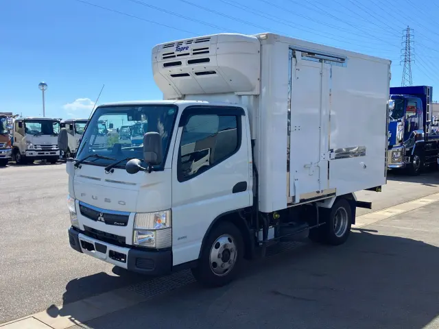 三菱 キャンター 2PG-FBAV0(2WD)の写真1