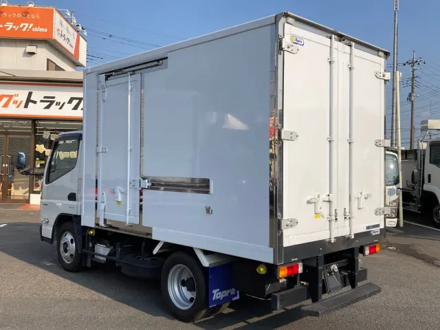 三菱 キャンター 2RG-FBAV0(2WD)の写真4