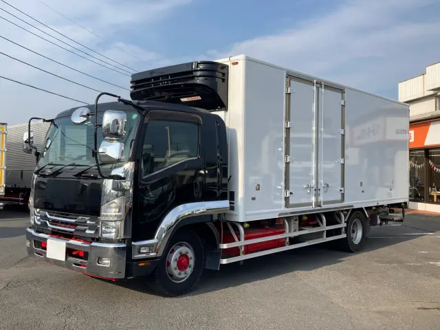 いすゞ フォワード LPG-FTR90S2(2WD)の写真1