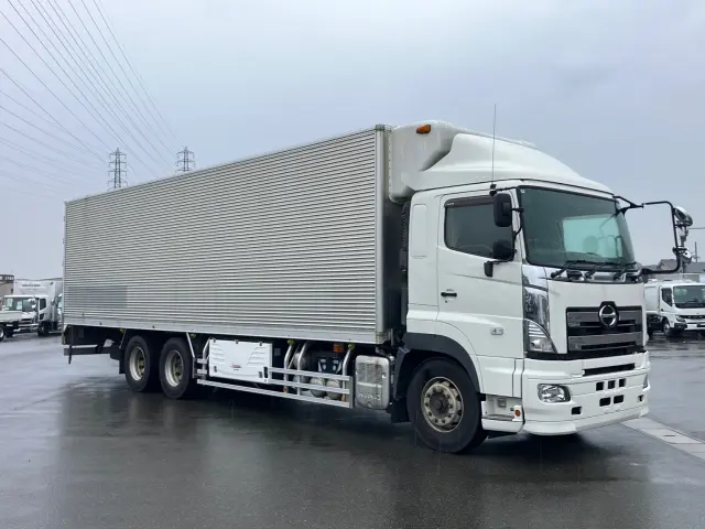 日野 プロフィア QKG-FR1EXBG(6x2)の写真2