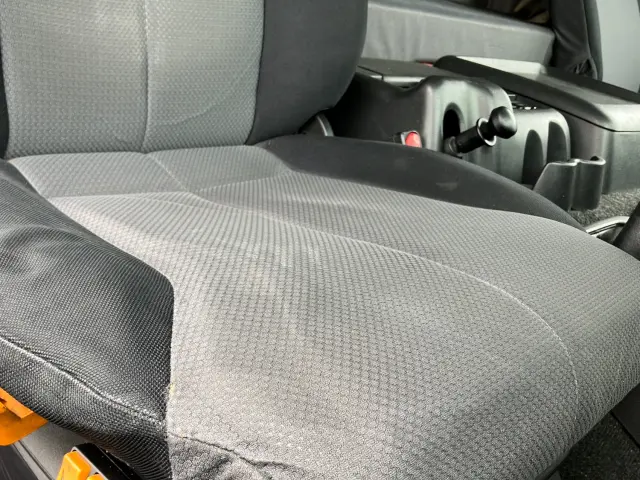 日野 プロフィア QKG-FR1EXBG(6x2)の写真16