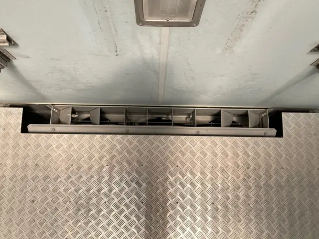 日野 プロフィア 2DG-FR1AHJ(6x2)の写真10