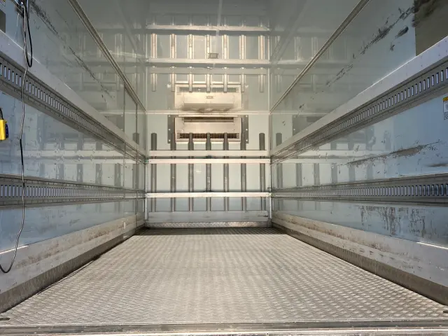 日野 レンジャー 2KG-FD2ABA(2WD)の写真8