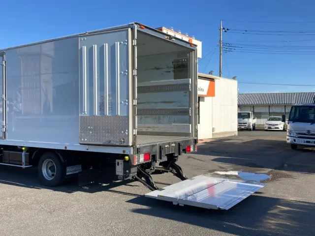 日野 レンジャー 2KG-FD2ABA(2WD)の写真13