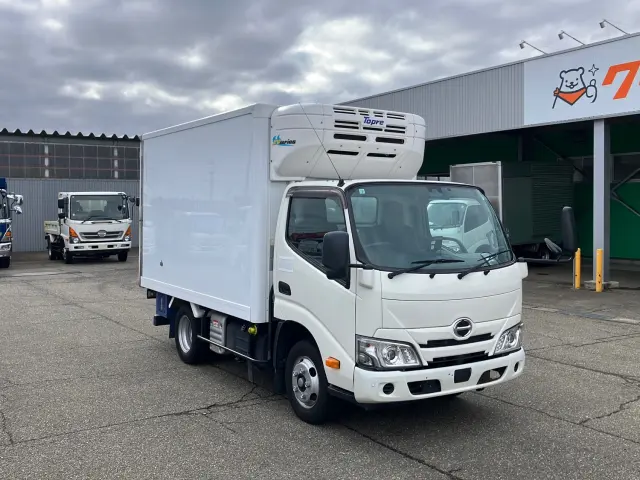 日野 デュトロ 2RG-XZC605M(2WD)の写真2