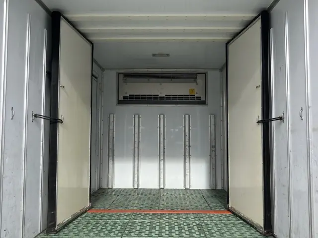 日野 デュトロ 2RG-XZC605M(2WD)の写真8