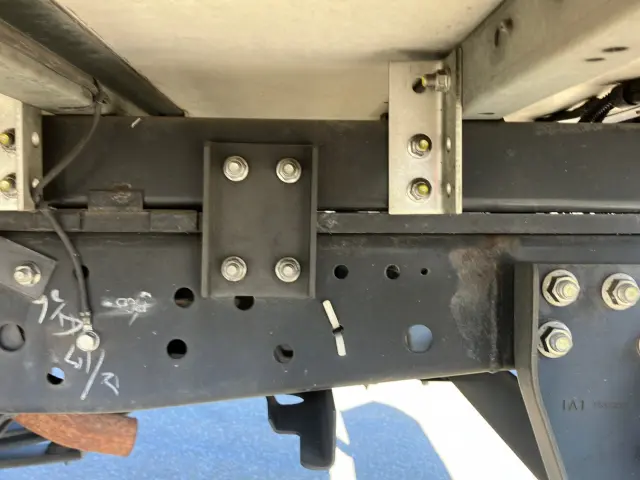 いすゞ エルフ TRG-NJR85AN(2WD)の写真11