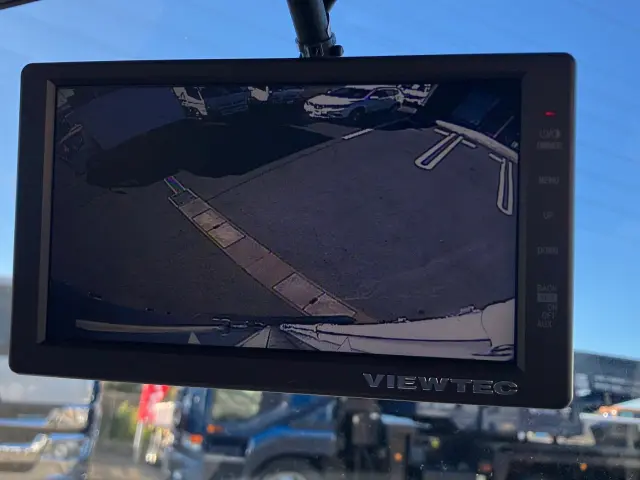 いすゞ エルフ TRG-NJR85AN(2WD)の写真20