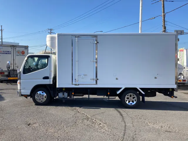 三菱 キャンター TPG-FEA50(2WD)の写真5