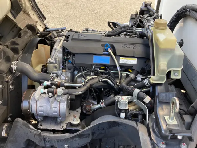 三菱 キャンター TPG-FEA50(2WD)の写真14