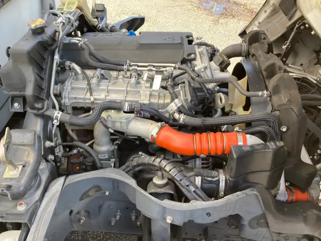 三菱 キャンター TPG-FEA50(2WD)の写真15