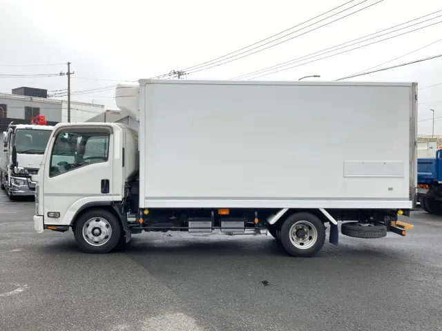 いすゞ エルフ 2RG-NPR88AN(2WD)の写真5