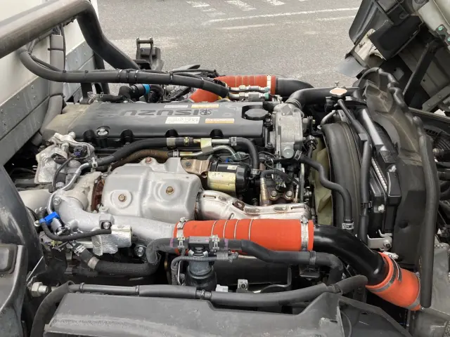 いすゞ エルフ 2RG-NPR88AN(2WD)の写真15