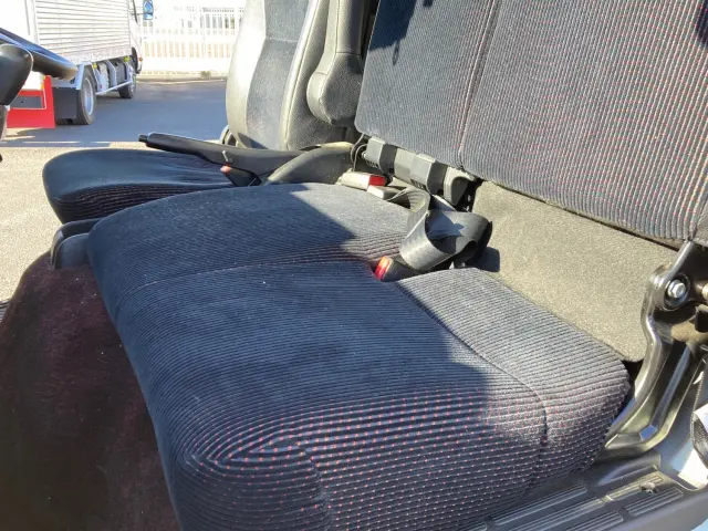 三菱 キャンター 2PG-FBAV0(2WD)の写真17