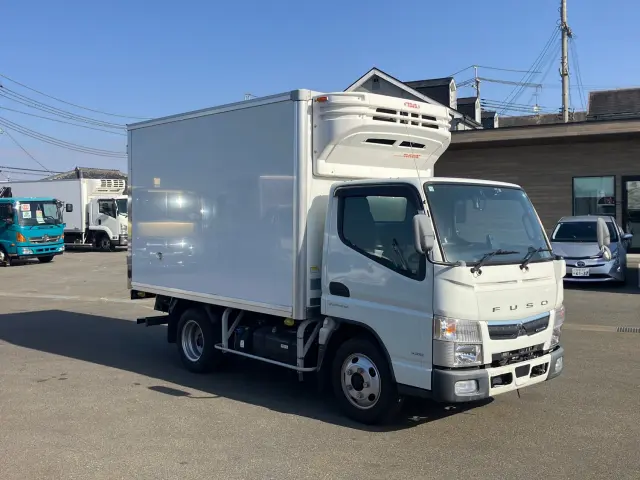 三菱 キャンター 2PG-FBAV0(2WD)の写真2