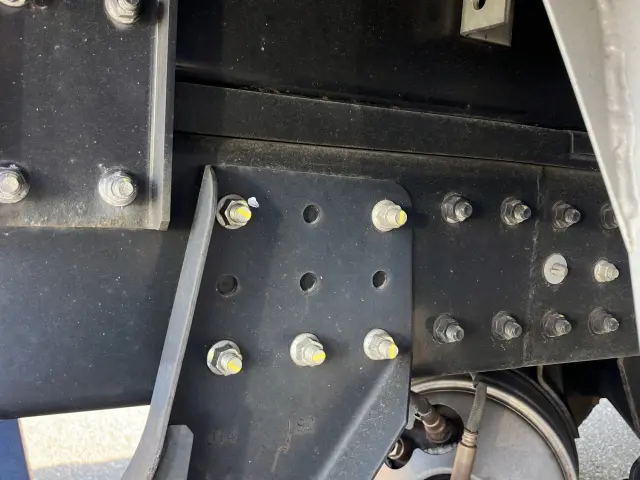 三菱 キャンター 2PG-FBAV0(2WD)の写真12