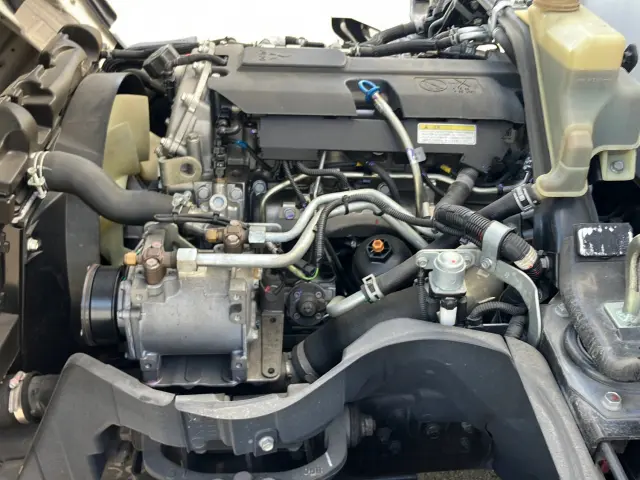 三菱 キャンター 2PG-FBAV0(2WD)の写真14