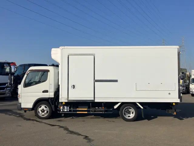 三菱 キャンター TPG-FEB50(2WD)の写真5
