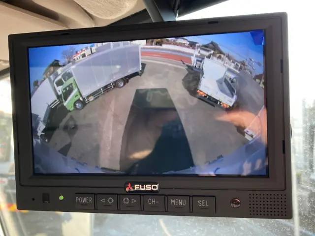 三菱 キャンター 2RG-FEB80(2WD)の写真23