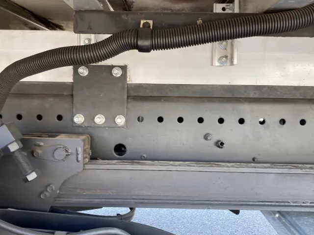 日野 プロフィア 2DG-FW1AHJ(8x4)の写真14