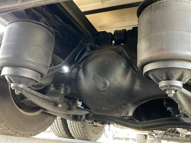 日野 プロフィア 2DG-FW1AHJ(8x4)の写真16