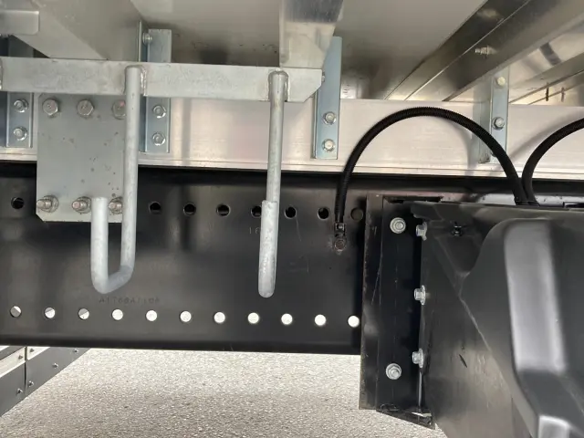 日野 プロフィア 2DG-FW1AHC(8x4)の写真11