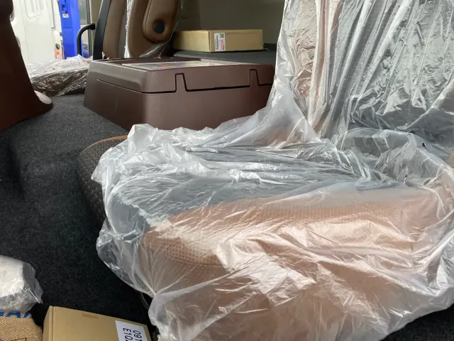 日野 プロフィア 2DG-FW1AHC(8x4)の写真17