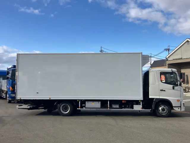 日野 レンジャー 2KG-FD2ABG(2WD)の写真6