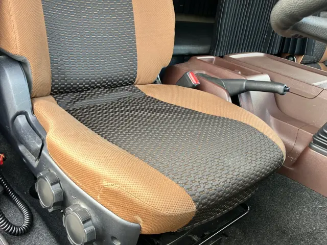 日野 レンジャー 2KG-FD2ABG(2WD)の写真19