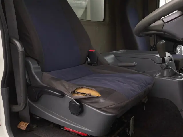 三菱 ファイター TKG-FK71F(2WD)の写真16