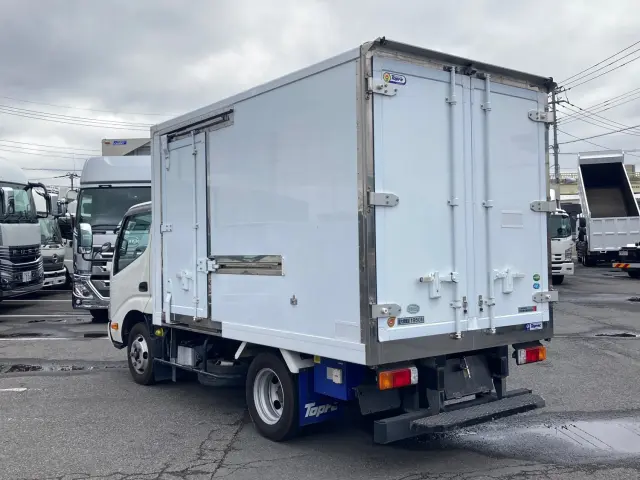 日野 デュトロ 2RG-XZC605M(2WD)の写真4