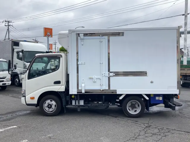 日野 デュトロ 2RG-XZC605M(2WD)の写真5