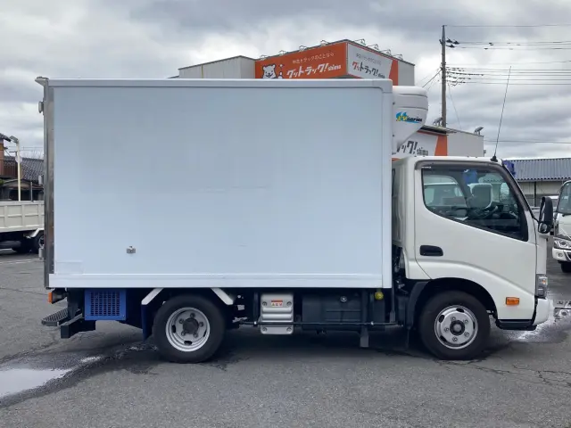 日野 デュトロ 2RG-XZC605M(2WD)の写真6