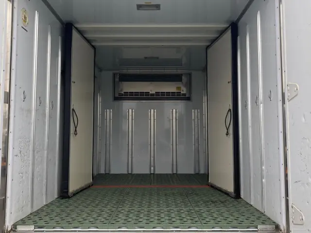 日野 デュトロ 2RG-XZC605M(2WD)の写真8