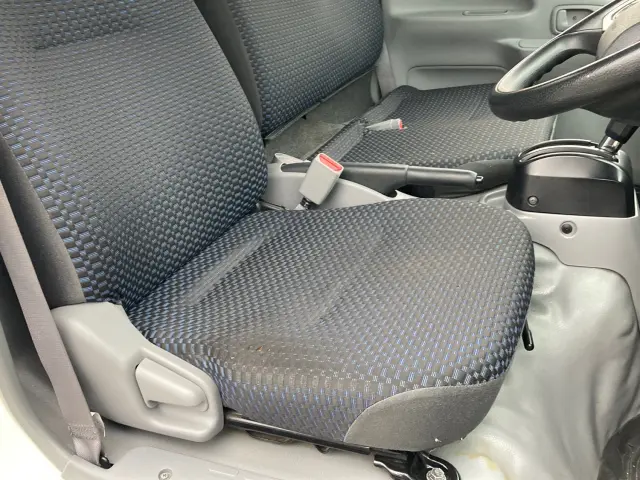 日野 デュトロ 2RG-XZC605M(2WD)の写真16